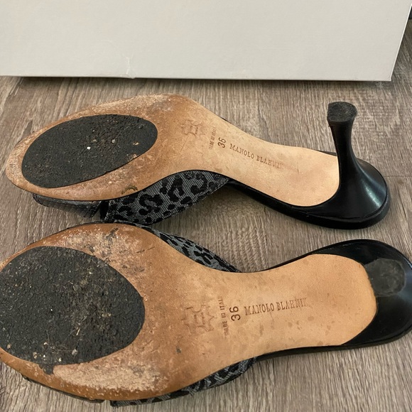 Manolo Blahnik Tailo Sandals - Picture 7 of 8